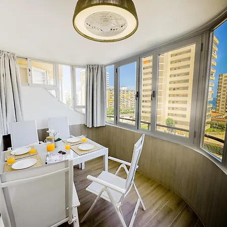 Bright Flat 1 Min From With Parking * Fuengirola