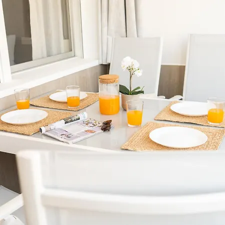 Lägenhet Bright Flat 1 Min From With Parking