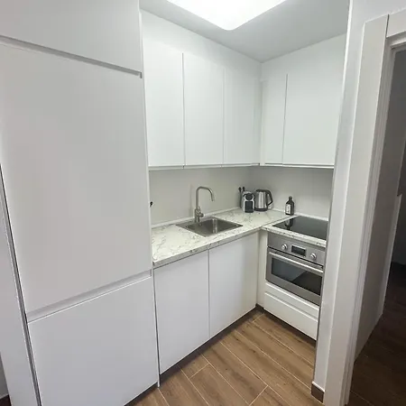Bright Flat 1 Min From With Parking Fuengirola